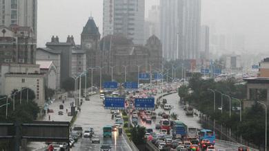 暴风雨来临请做好防洪准备,最强降雨即将来袭请做好安全防范