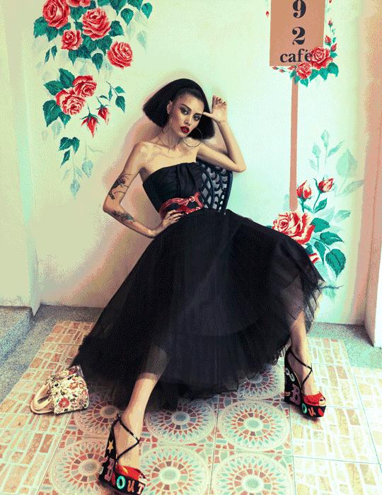 海岛特辑|当美好肉体遇上风情海岛，心动只在一瞬间