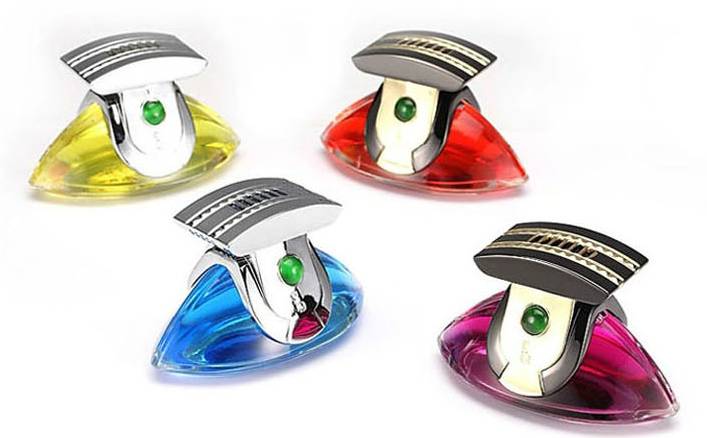 如果你和我一样受不了车里有味道。。。。。。