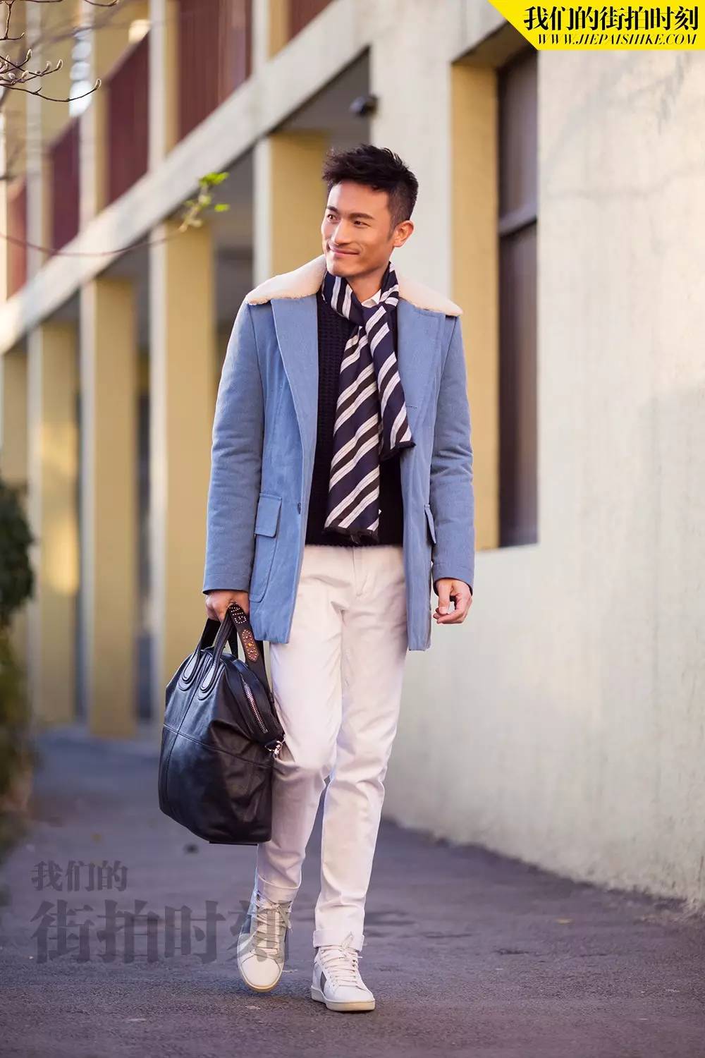 今天接着送钻石2016年美腻的街拍编辑们要带领大家成为穿衣高手！