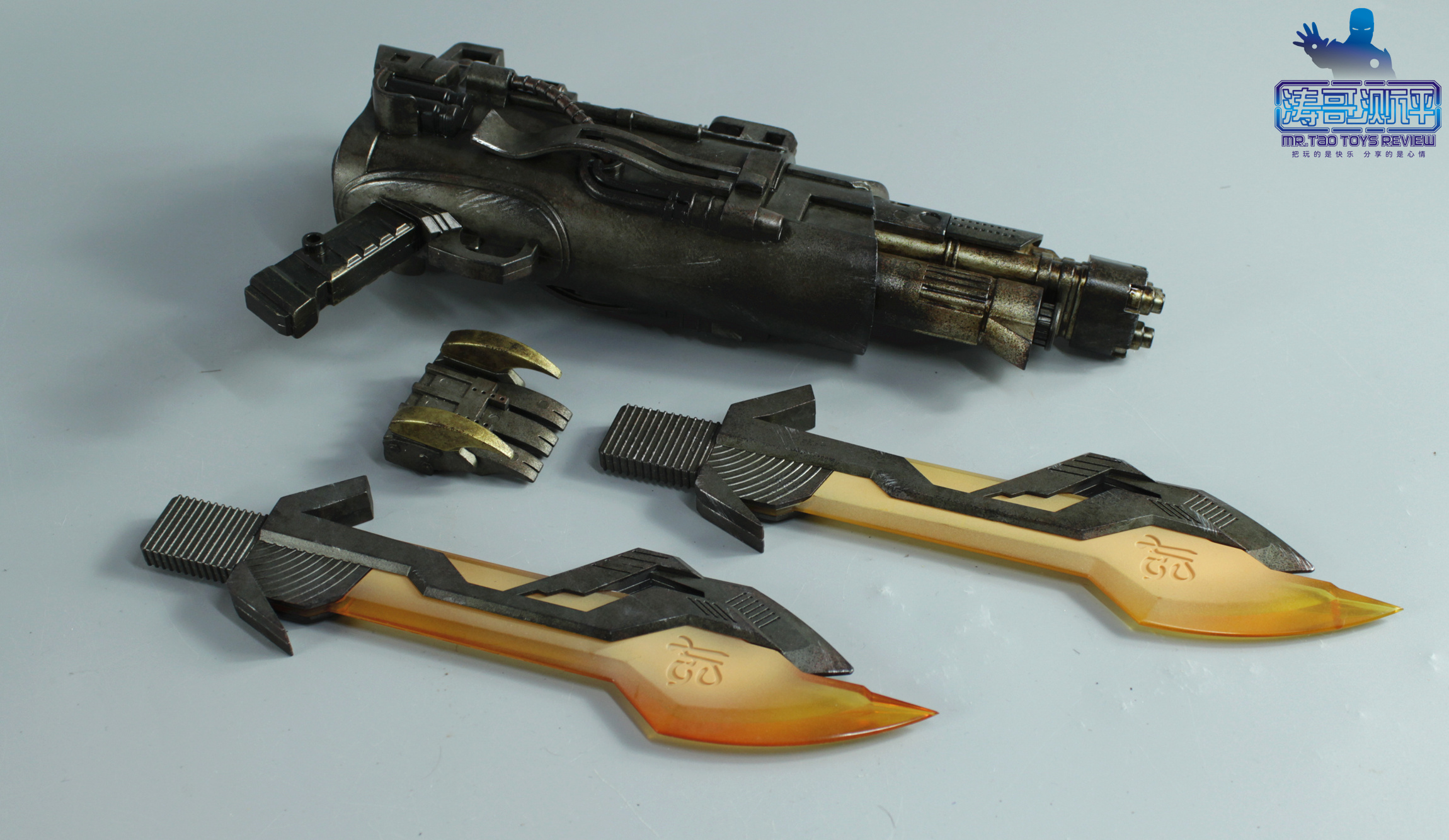 涛哥测评变形金刚3a,国产变形金刚3u级飞翼擎天柱