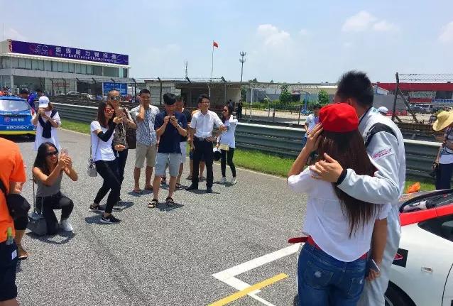 关于赛车的人生哲理,关于赛车的描写