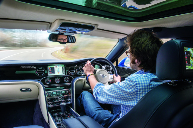 宾利慕尚极致版和长轴距版的区别,宾利慕尚极致版限量100台