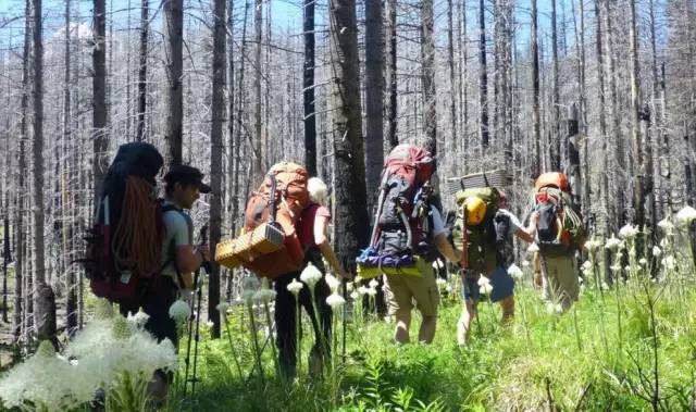 户外背包入门推荐,osprey户外背包选择指南