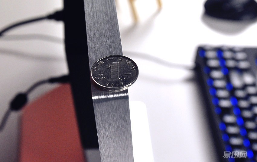 专门为设计师提供的一款显示器,设计师为什么喜欢苹果电脑