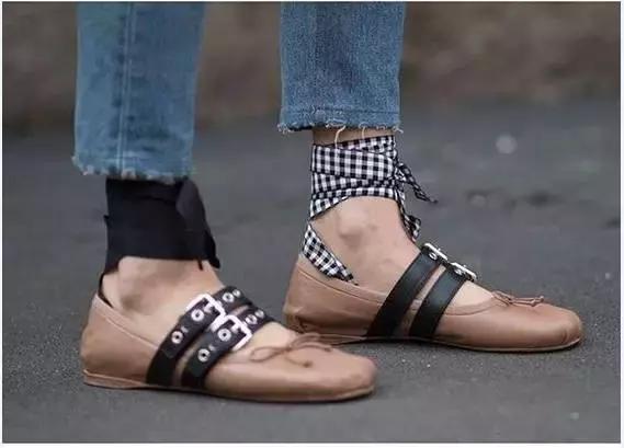 全世界都在穿的新款冬装,全世界都在穿的aj