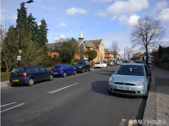 外媒评测：这是一台穷人的三星S7