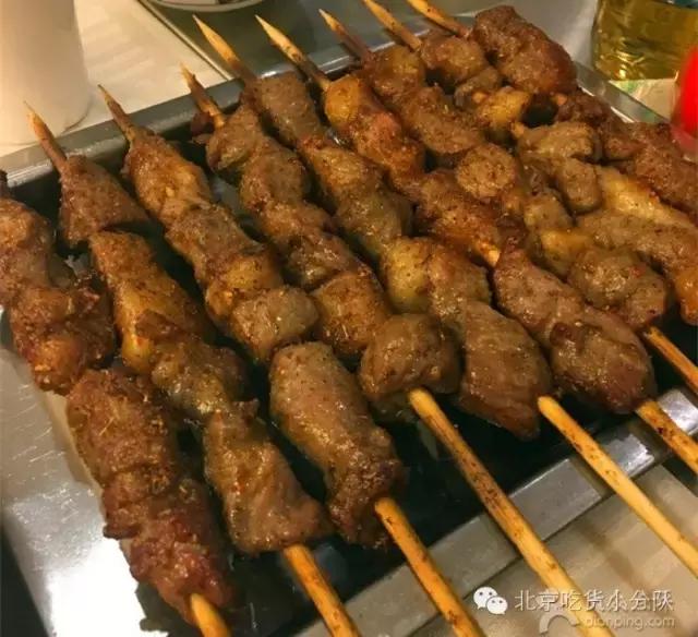 撸串最美的地方,北京烤串老字号有名的店