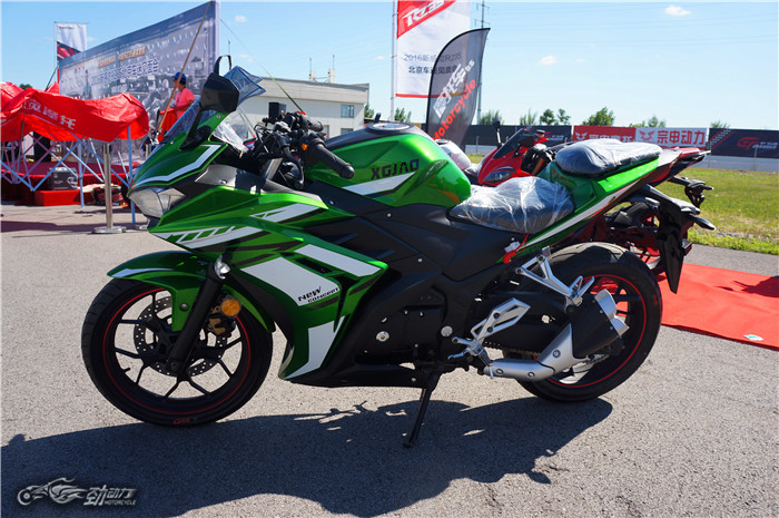 新感觉rz35双缸水冷报价,雅马哈r3和rz35