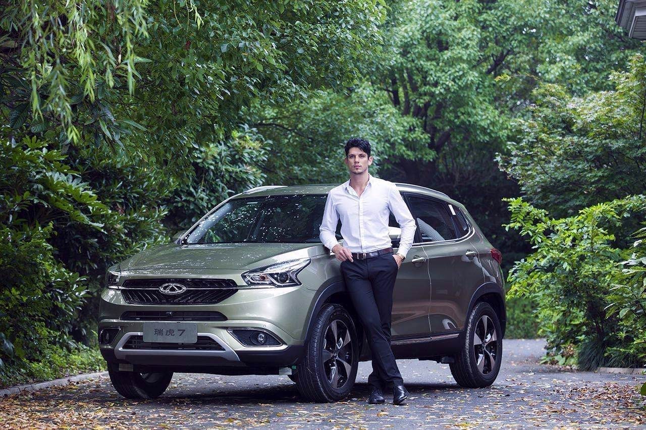 凹凸匠心榜:是怎样的一款车,能让他心甘情愿当司机