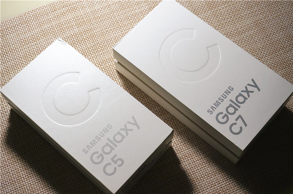 三星galaxyc7手机长什么样,三星galaxyc7白色