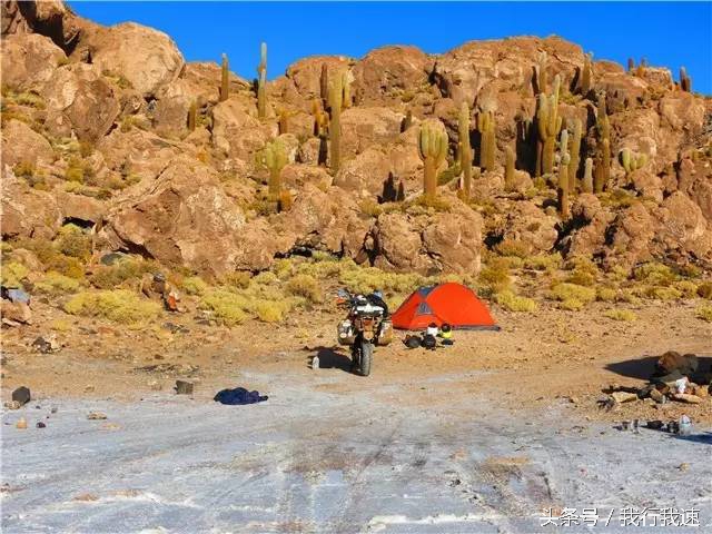 玻利维亚乌尤尼盐湖驾车,玻利维亚乌尤尼盐湖为何能开车