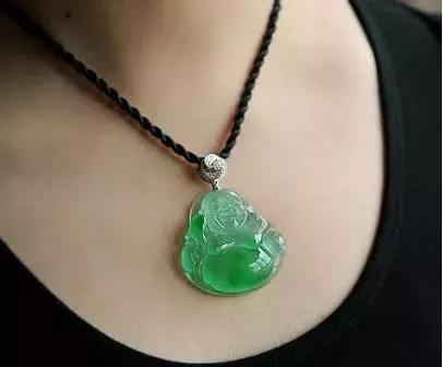 本命佛怎么戴,如何佩戴佛吊坠