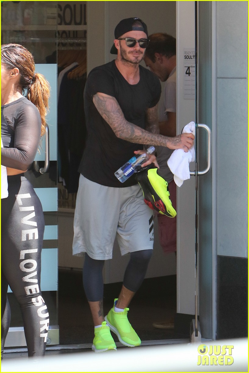 阿迪达斯贝克汉姆同款鞋,小贝穿的球鞋