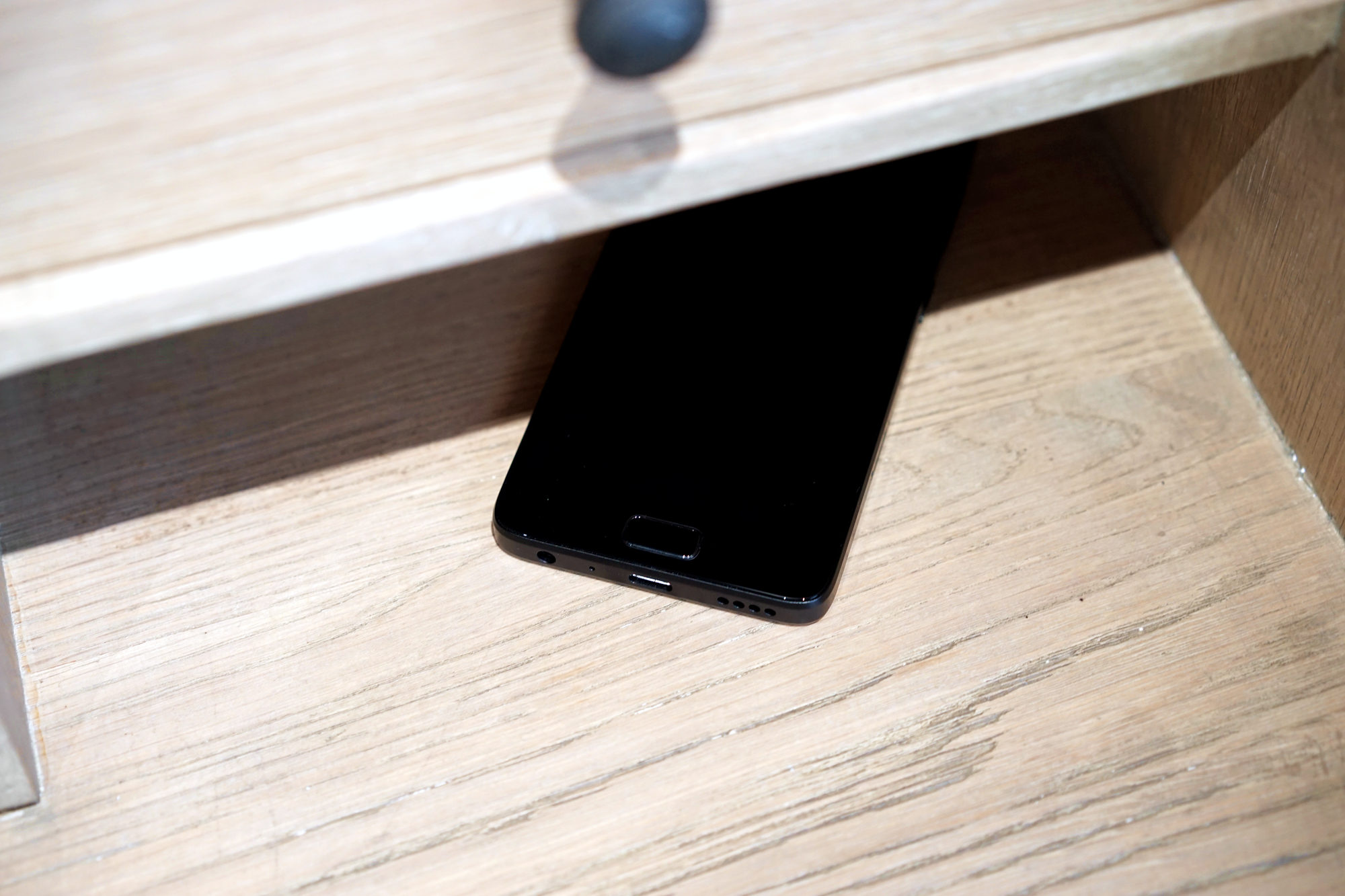 zukz2全网通4g手机,zukz2玩吃鸡