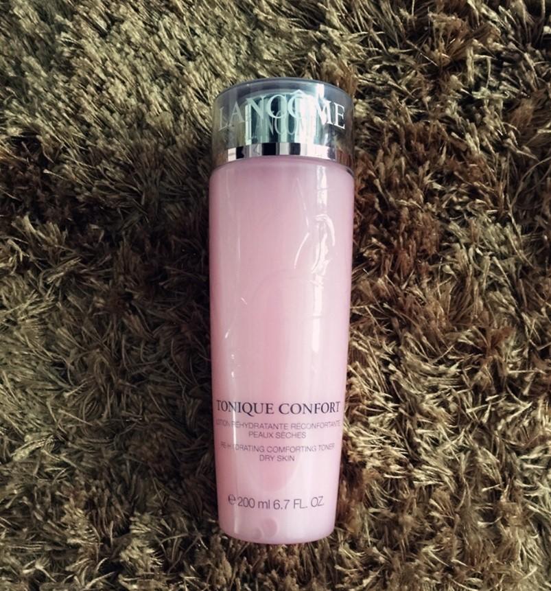 不同的国家买什么化妆品,各个国家什么东西最便宜