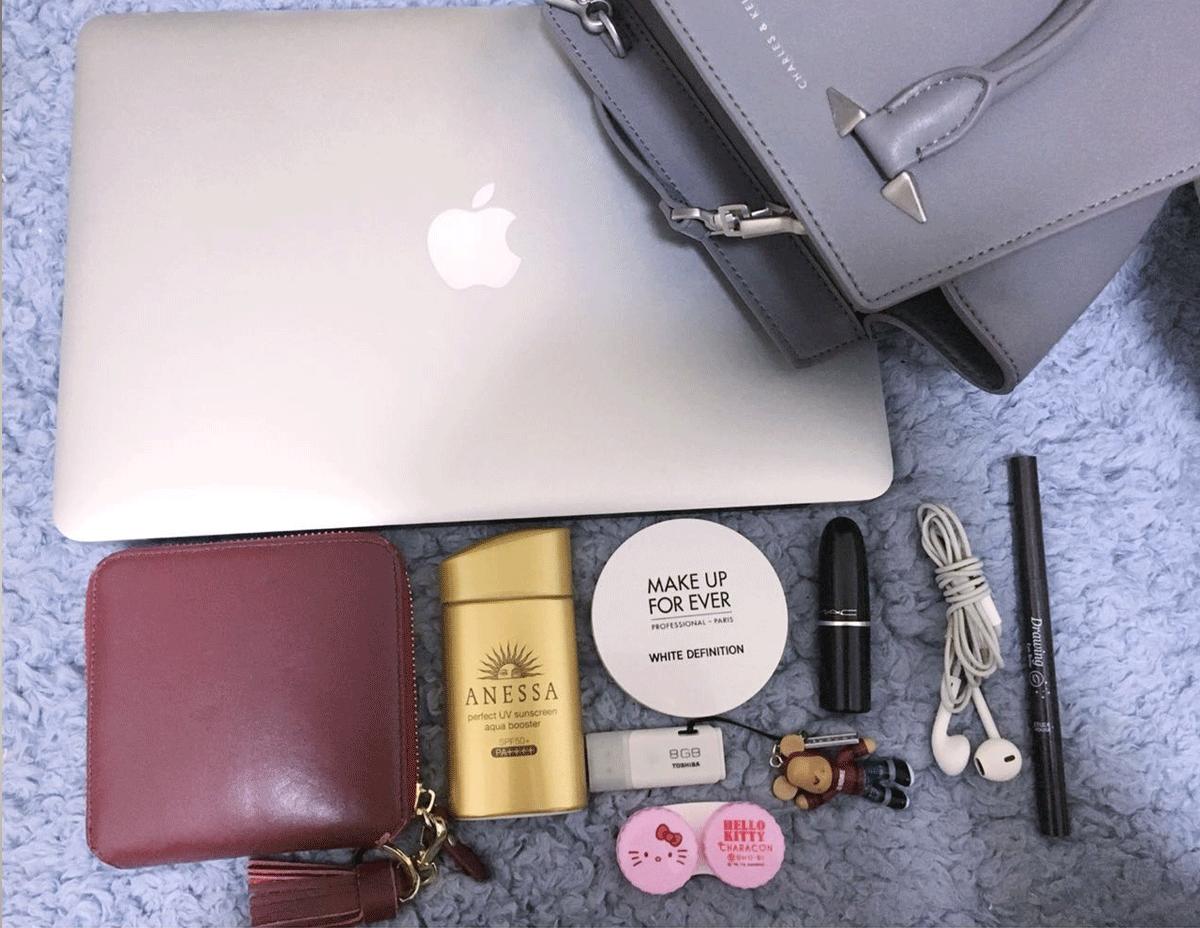 粉丝寄来的包,粉丝寄来了一箱包包