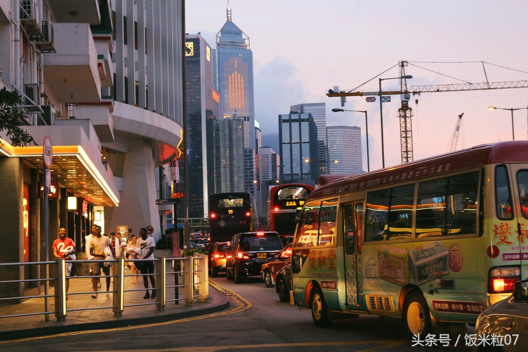 窥见英文,窥见上海商业