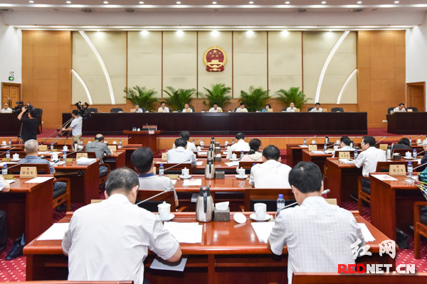 每天三分钟知晓天下事新闻早餐,8月21日每日一分钟知晓天下事