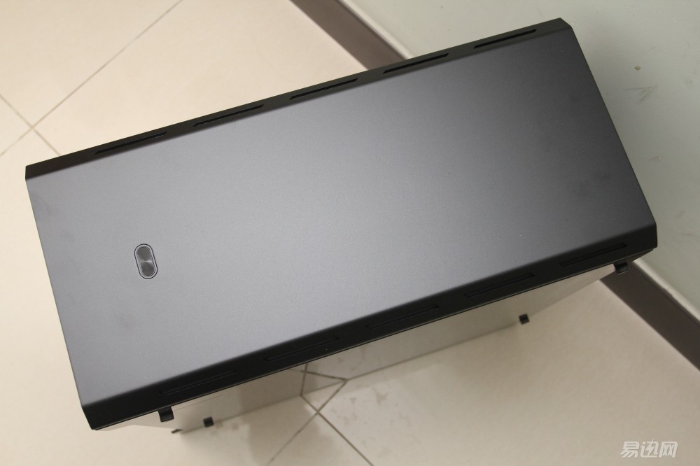 追风者515机箱可以装大主板吗,华擎b150装nvme