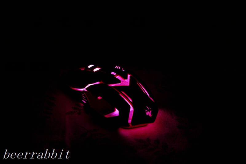 猴来踏露垫生金----宜博猴年纪念版鼠标套装评测