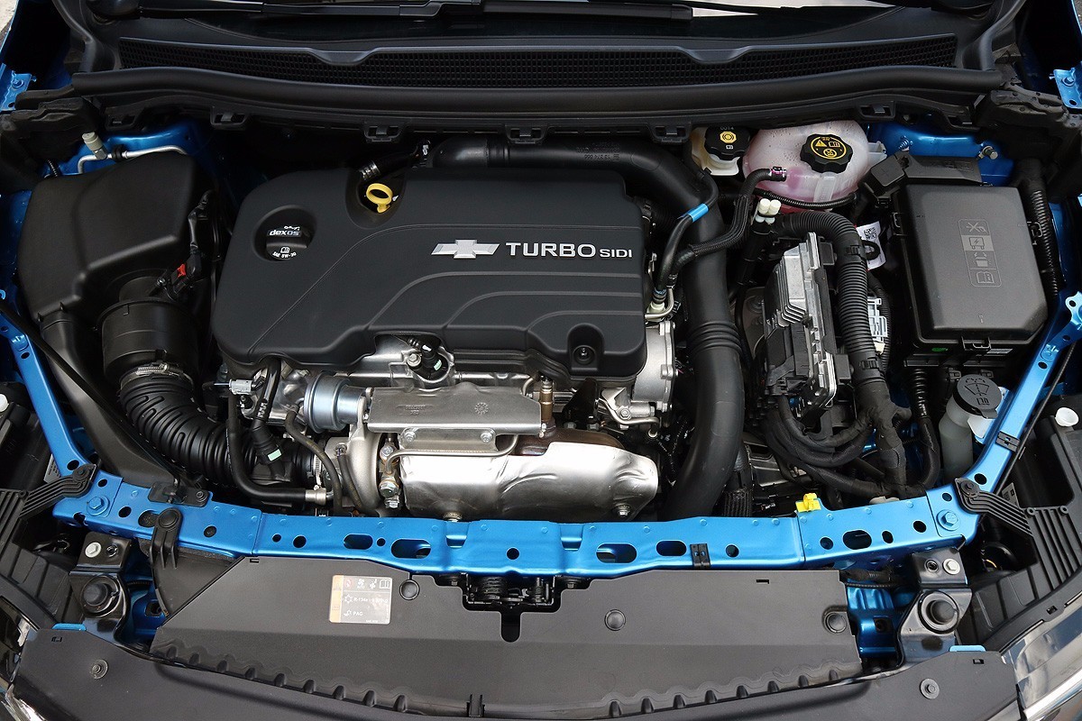 雪佛兰科鲁兹1.4t2015款试驾,2015年雪佛兰科鲁兹1.4t二手价格