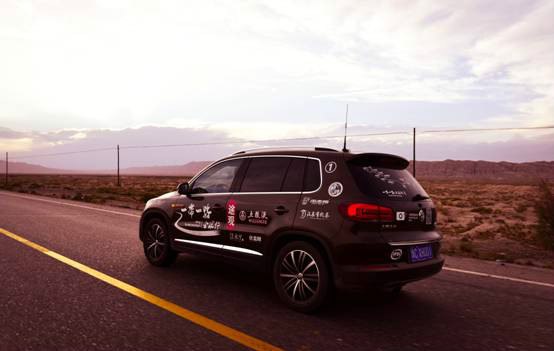 超多美图慎入！开神车，走丝路，这些不可思议的美景就在中国！