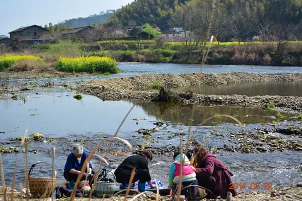 稻草人旅行有什么特色,稻草人旅行沙漠