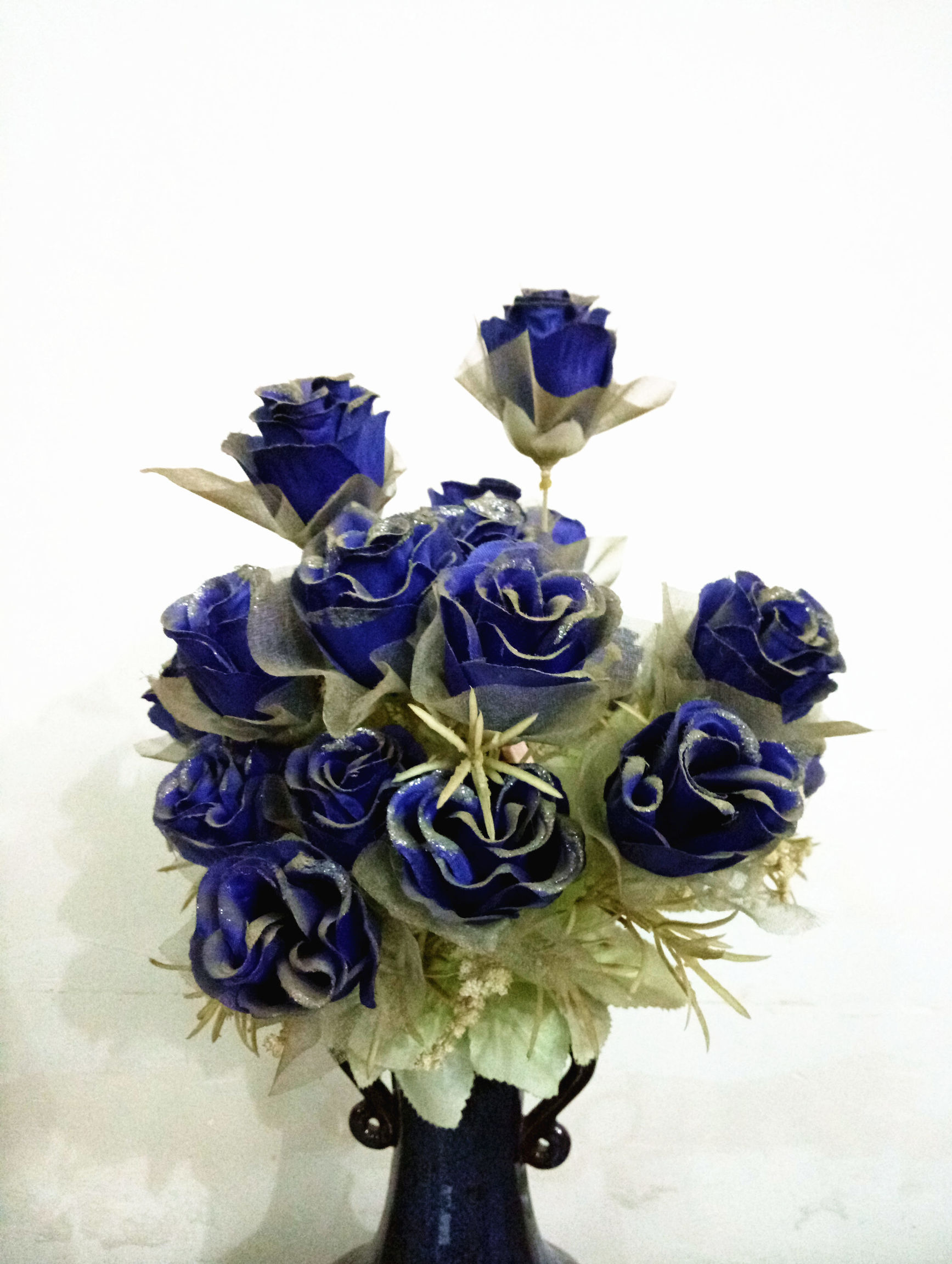 安全性和耐久性测试,安全续航耐摔的手机