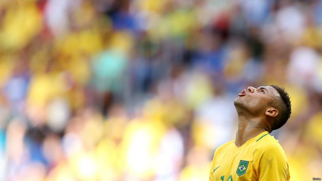 巴西足球里约夺冠历程,巴西淘汰赛魔咒