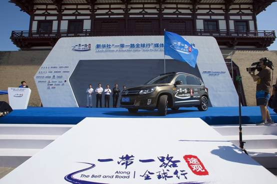 超多美图慎入！开神车，走丝路，这些不可思议的美景就在中国！