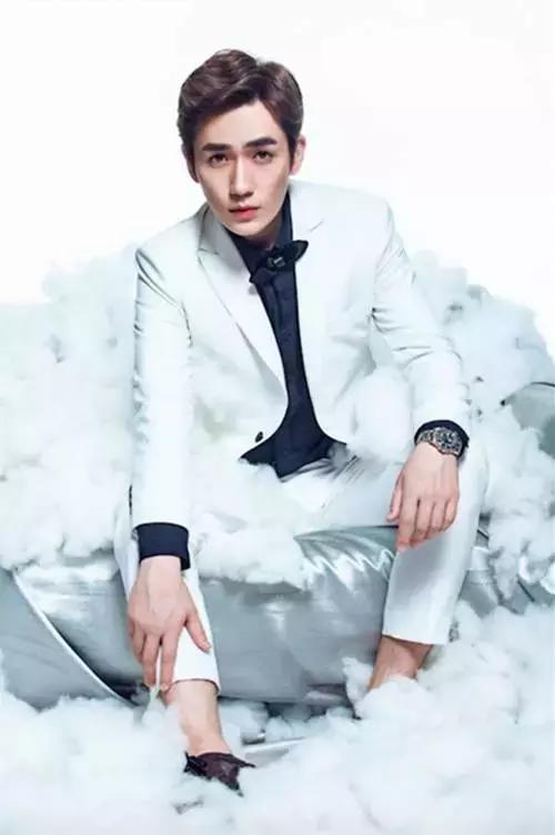 朱一龙人生中最漫长的一分钟,朱一龙愿时光不负岁月