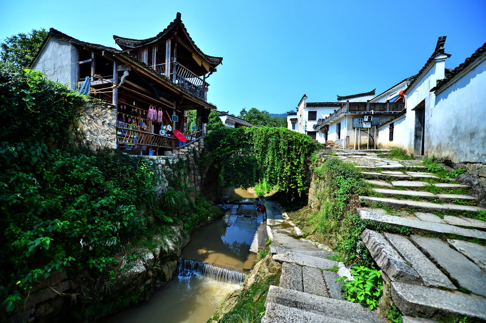 酷暑走徽州，查济二三事