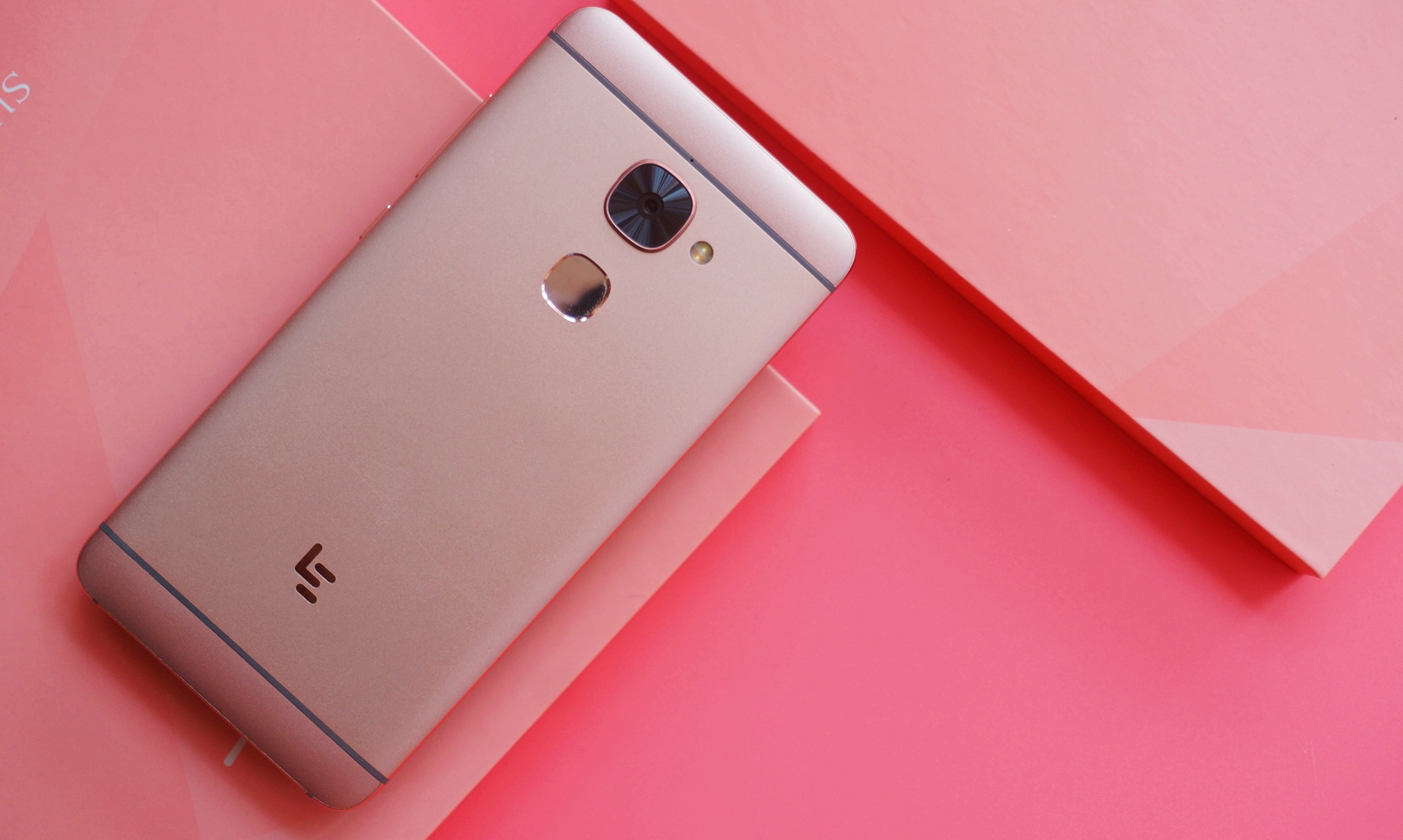 乐2pro评测视频,乐2pro入门级