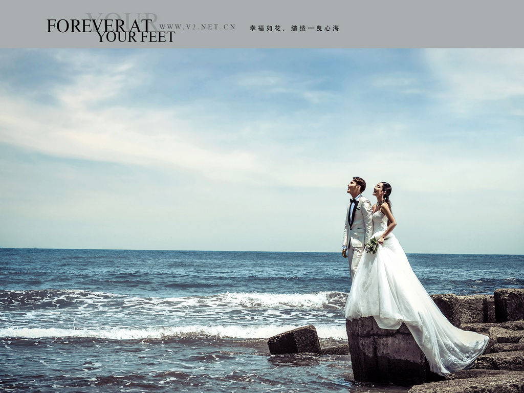 平胸新娘婚纱挑选及穿着技巧分享,新娘如何选择婚纱礼服颜色