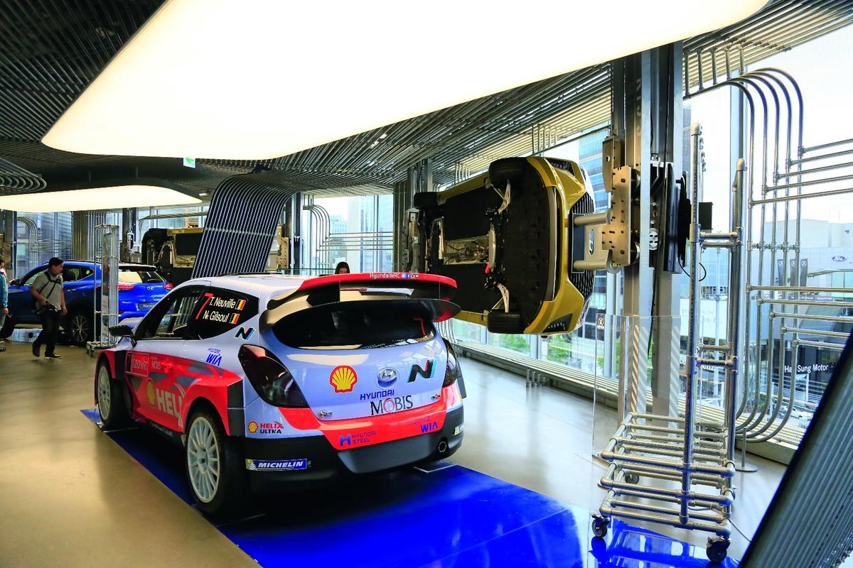 索纳塔九代2.0混动领先版,北京现代第九代索纳塔试驾