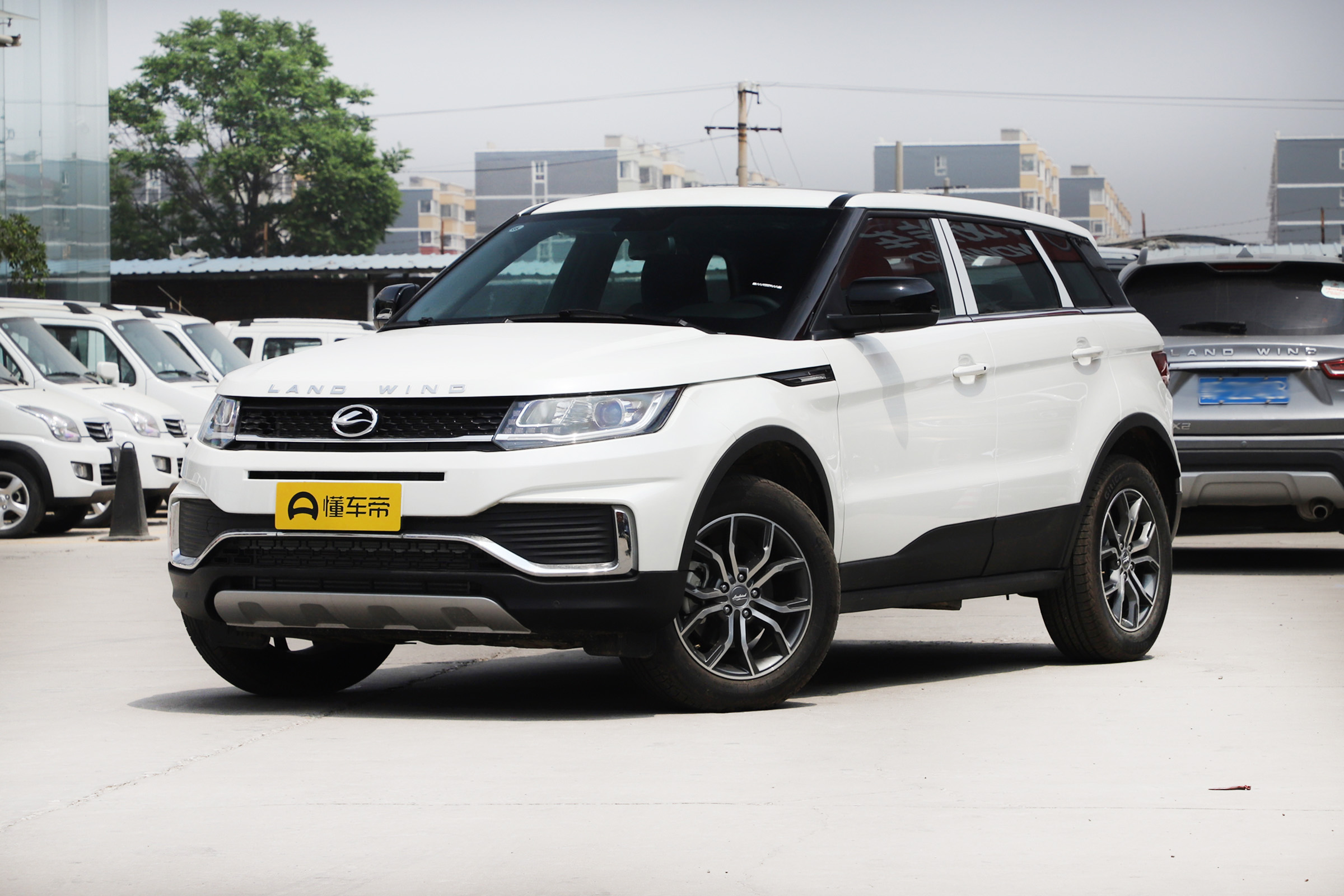 陆风x7卖多少钱,陆风x7怎么样值得买吗