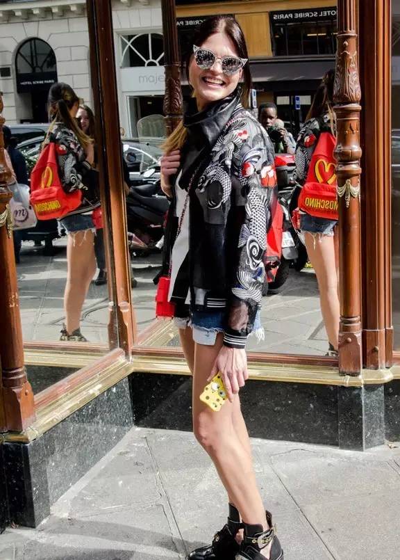 每日星范|范冰冰论手机壳种草狂魔，我只服范爷！