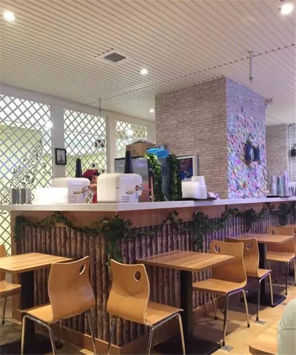 西安钟楼附近四星酒店推荐,西安钟楼附近高档饭店推荐