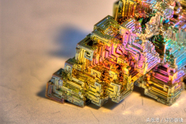 爱迪生的“天方夜谭”与灯泡,你以为很简单吗?