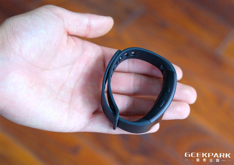 三星手环gearfit2使用说明,三星gearfit2pro智能手环全新