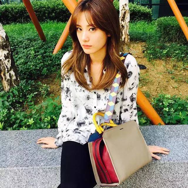 朴信惠、秀智、宋慧乔，韩剧女主背的包都扒出来啦！