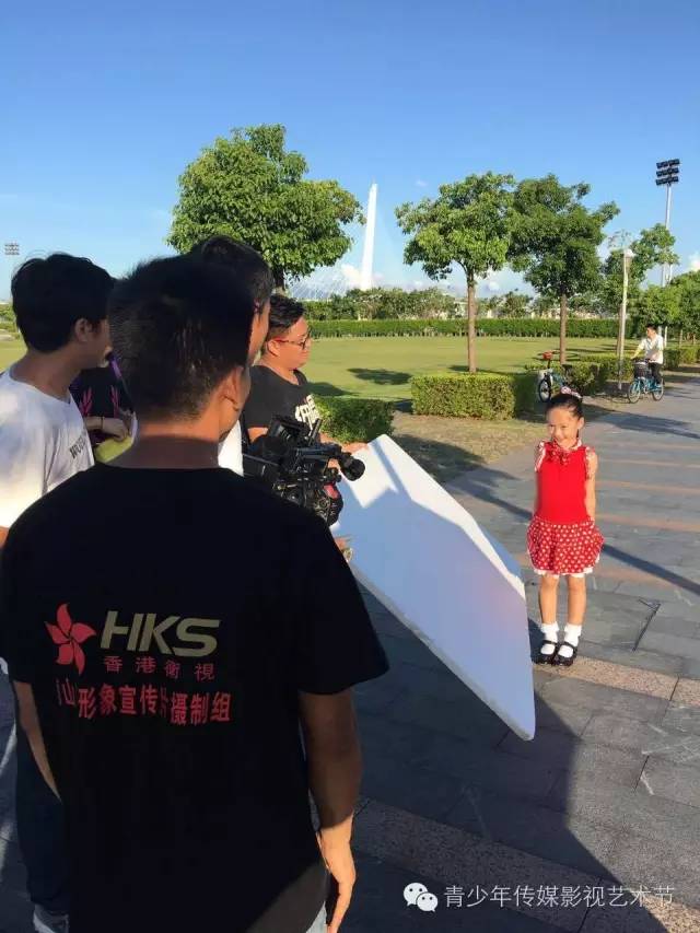 看这里!哇咔咔《南山区形象宣传片》之友情出演篇