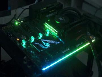 r5e10周年配什么机箱,r5e主板功能介绍