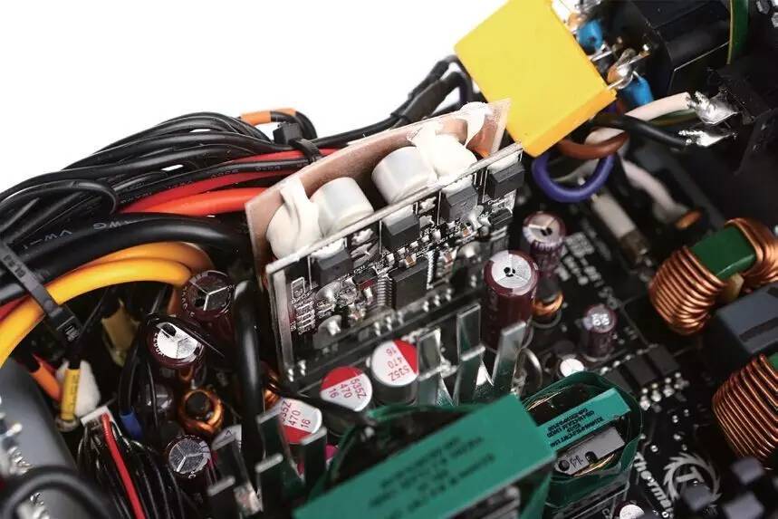 横评399-999元之间隔了几个电源？七款750W金牌电源解析