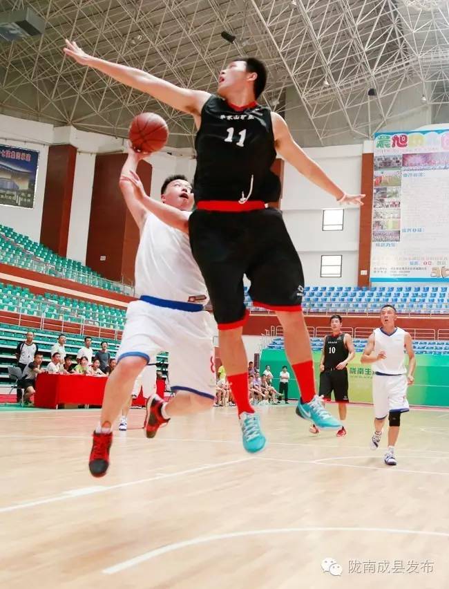 2023企业杯回郭镇篮球比赛,振兴杯篮球赛开幕信息简报