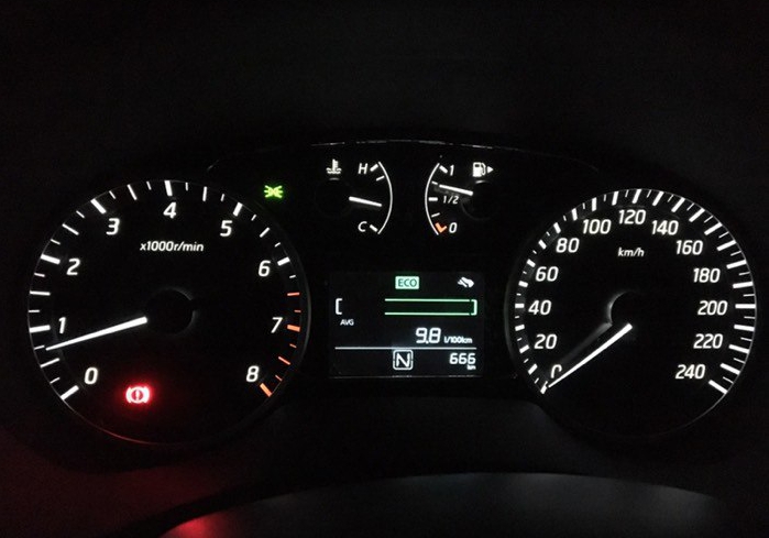 19款新轩逸经典舒适版cvt,16款轩逸cvt豪华版