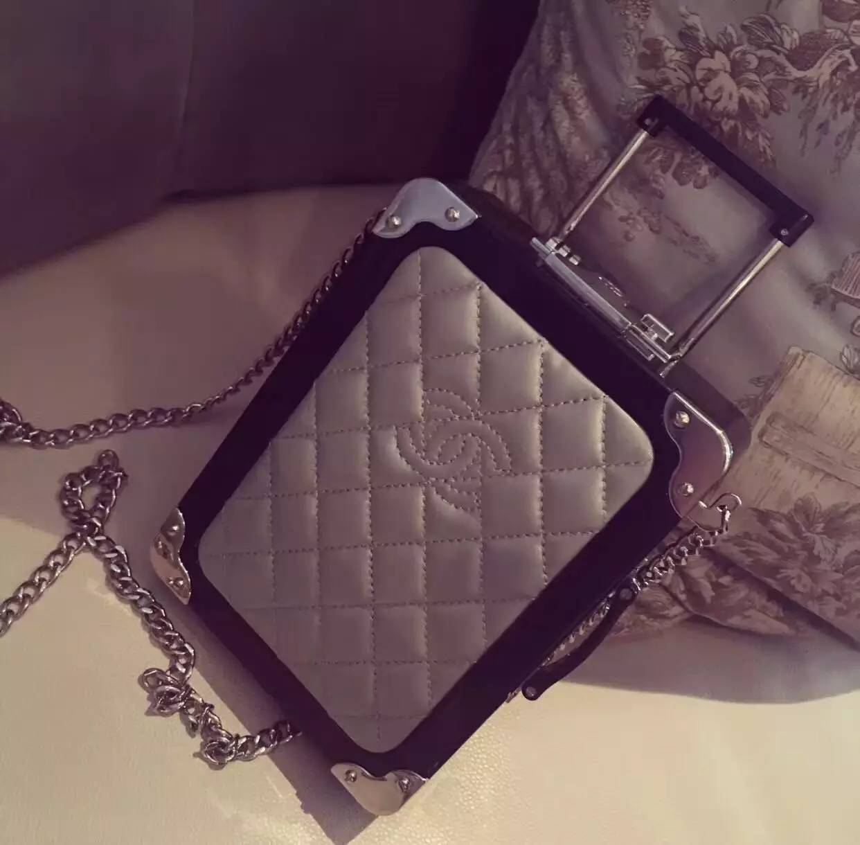 晒包包,晒包包的正确方法