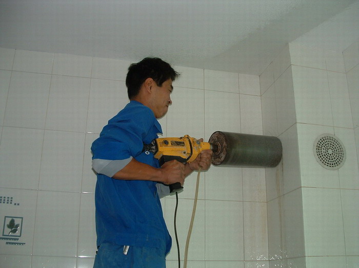 新房打孔省钱,墙壁水钻打孔的方法和注意事项