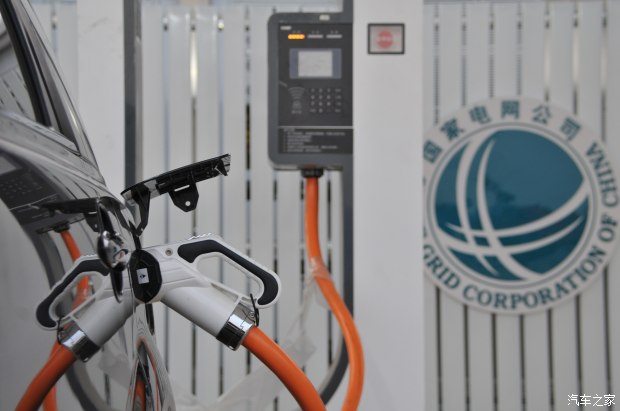 跑了13万公里的比亚迪e6值得买吗,比亚迪电车第一批车主用车情况